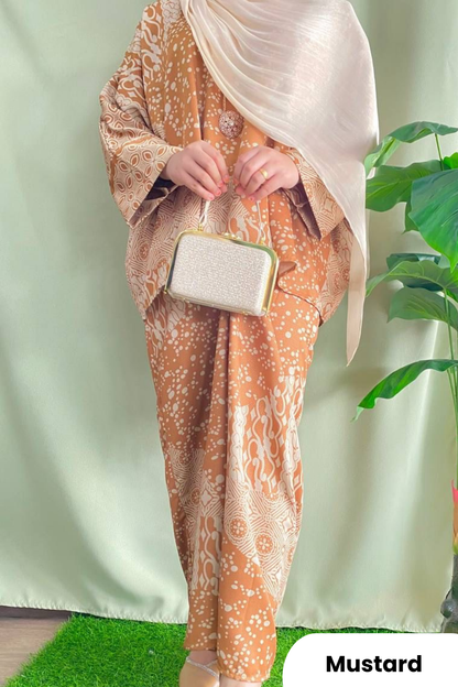 Kurung Kaftan Dinda